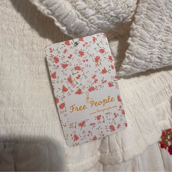 FREE PEOPLE Sz M Collecting Daisies Off Shoulder Bell Sleeves Mini Dress NEW - Picture 12 of 13